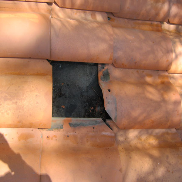 Roof Tile Repair